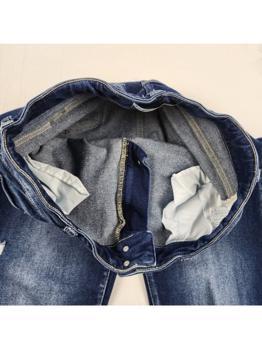 KanCan Jeans Womens 31x26 Blue High Rise Distressed Cropped Denim 128035 - Picture 5 of 11